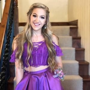 Meet your Posher, Macy